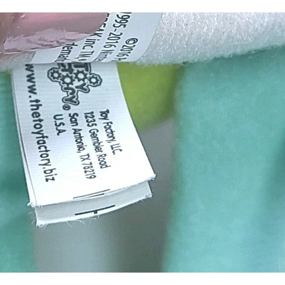 Toy Factory Pokémon Squirtle Plush 15" Stuffed Toy - Picture 5 of 6